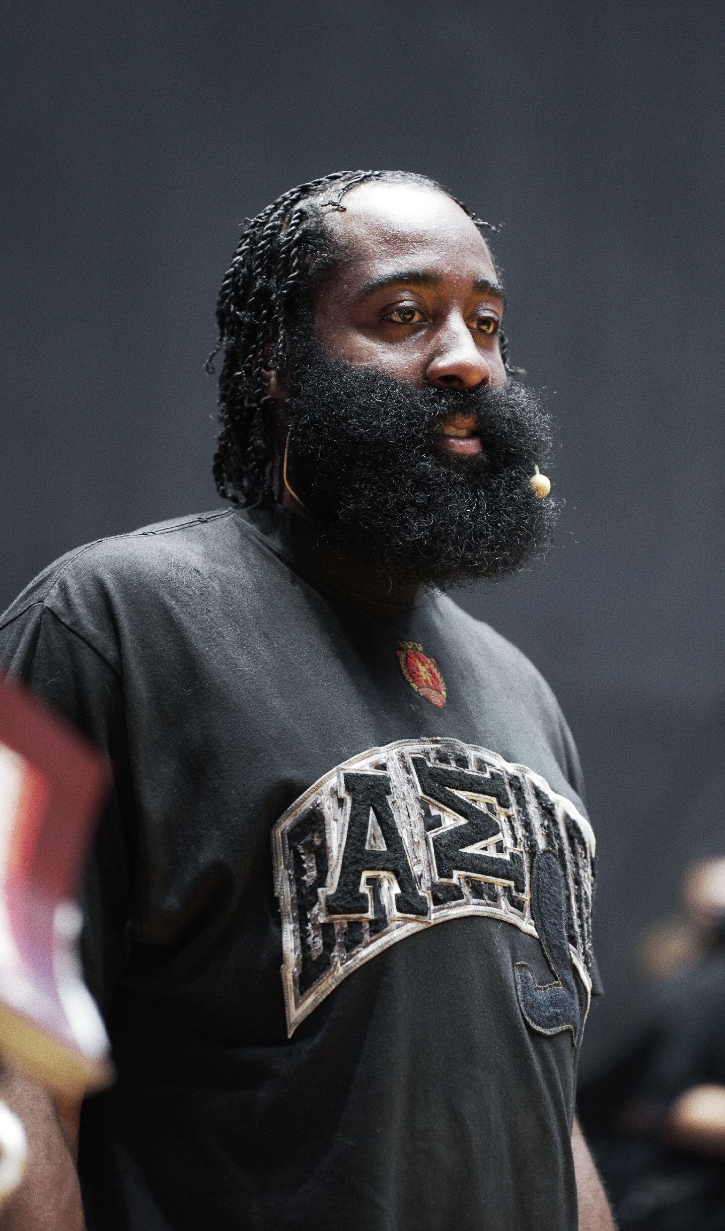 开云体育官方网站-球迷们热情支持自己钟爱的篮球明星