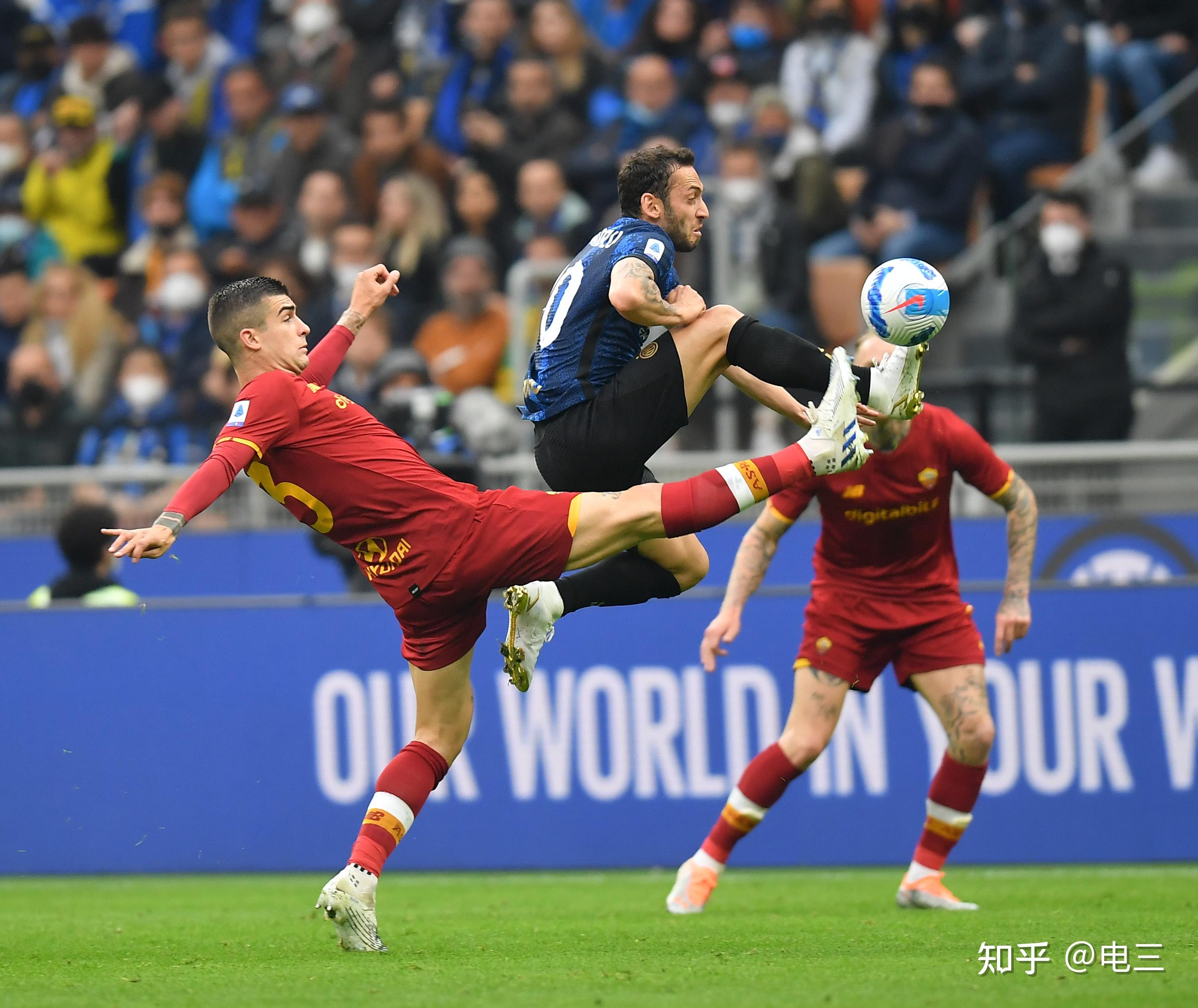 开云体育入口-意大利足球联赛赛程紧凑，球员体能考验的简单介绍